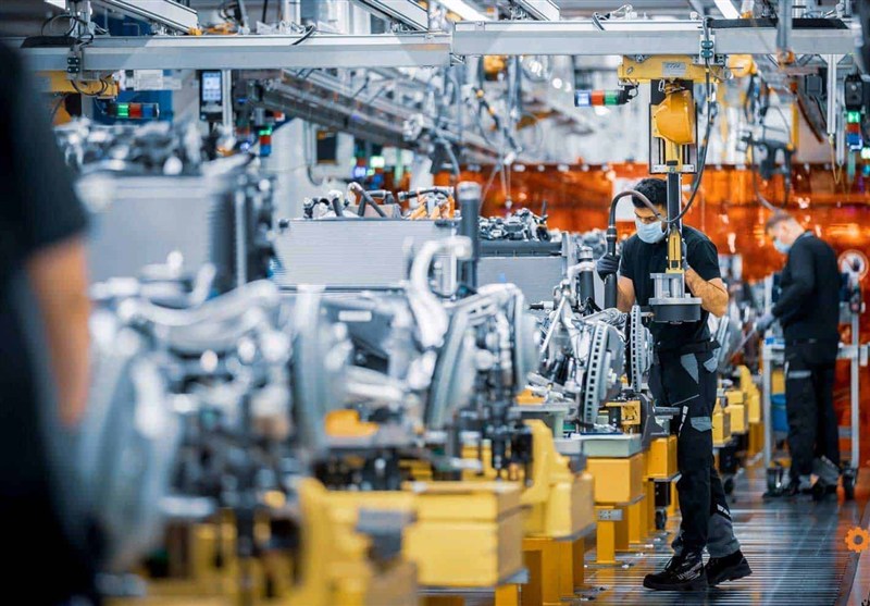 تولید در ایران سه‌گانه‌ی تضعیف‌کننده ارزی، مزدی و مالیاتی